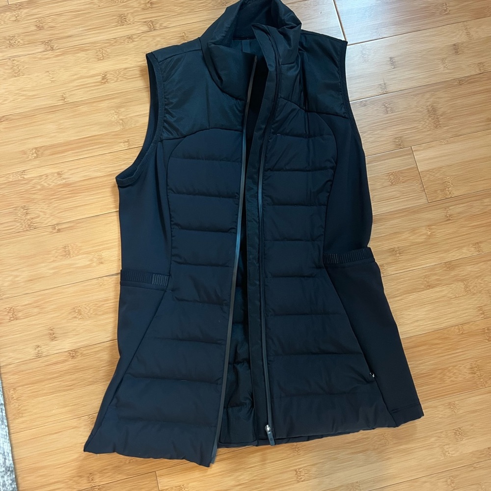 Black lulu lemon vest